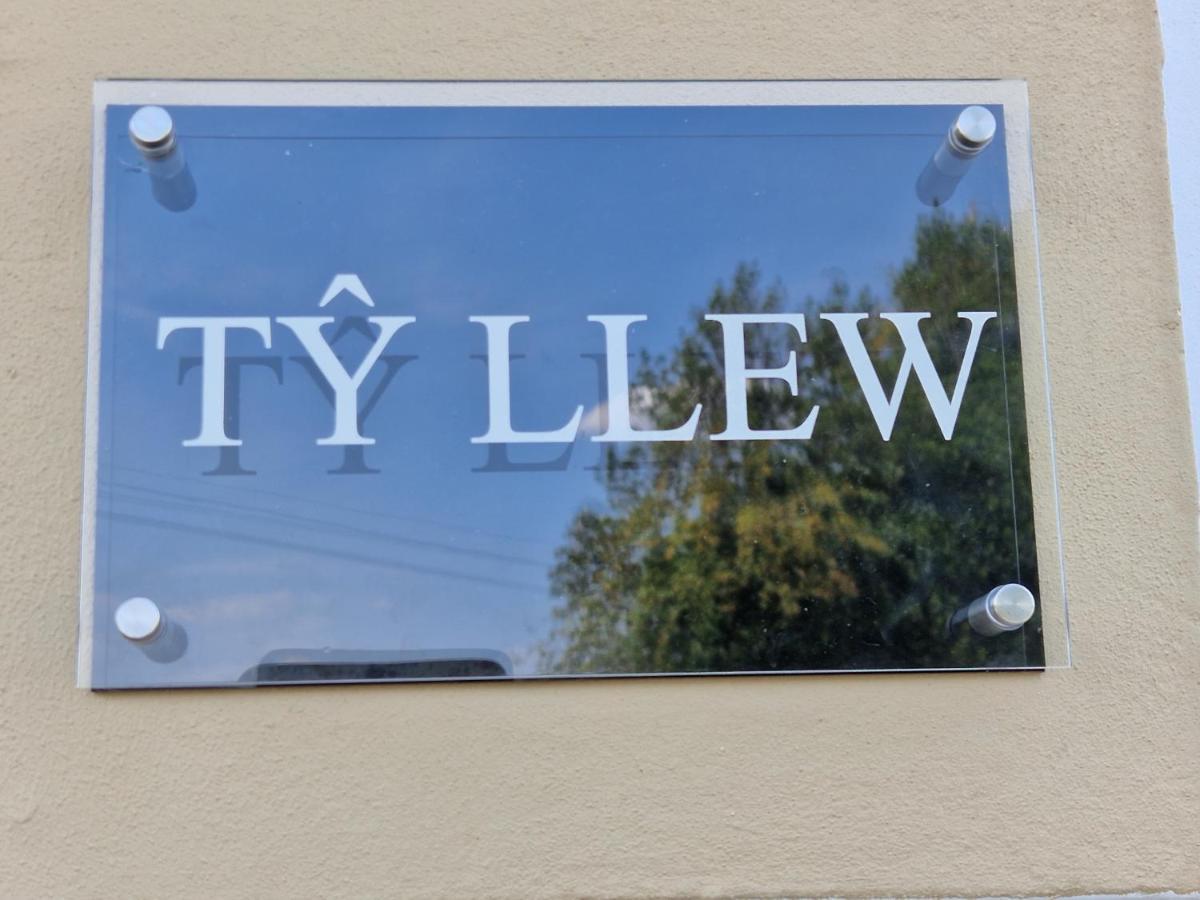 Отель Ty Llew Llandysilio Экстерьер фото